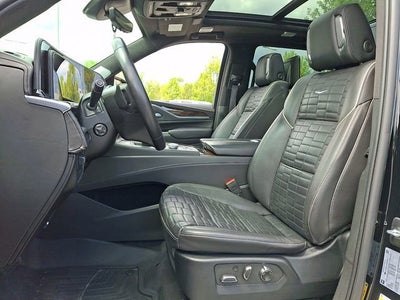 2023 Cadillac Escalade Sport Platinum