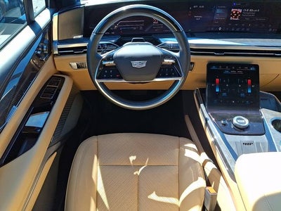 2025 Cadillac ESCALADE IQ Luxury 2
