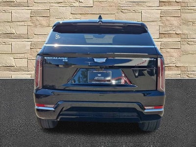 2025 Cadillac ESCALADE IQ Luxury 2