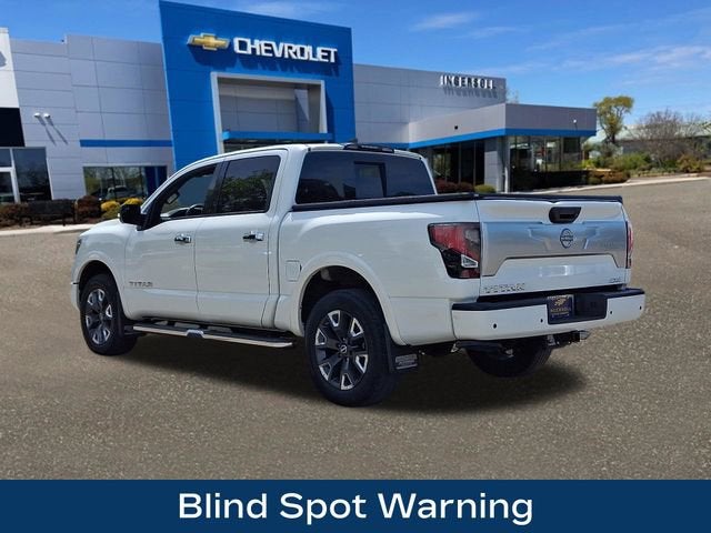 2023 Nissan TITAN Crew Cab Platinum Reserve 4x4