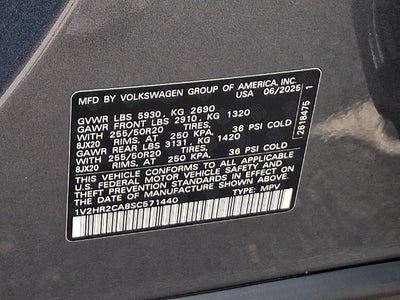 2025 Volkswagen Atlas 2.0T SE w/Technology
