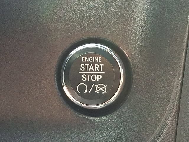 2012 Dodge Challenger SXT