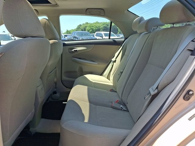 2011 Toyota Corolla LE