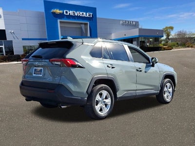 2020 Toyota RAV4 XLE