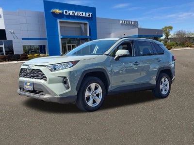2020 Toyota RAV4 XLE
