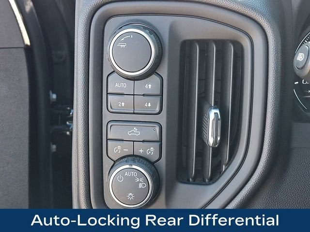 2023 Chevrolet Silverado 1500 Custom Trail Boss