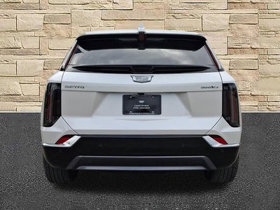 2025 Cadillac OPTIQ Luxury 2