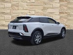 2025 Cadillac OPTIQ Luxury 2