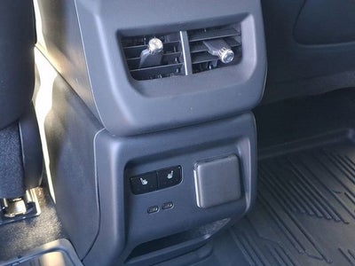 2025 Cadillac OPTIQ Luxury 2