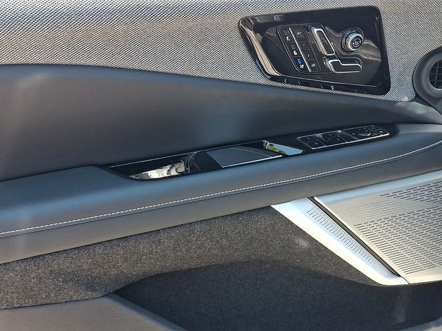 2025 Cadillac OPTIQ Sport 2