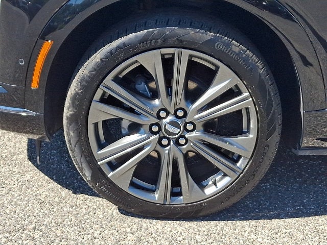 2025 Cadillac OPTIQ Sport 2