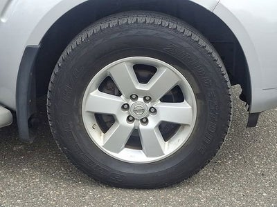 2011 Nissan Pathfinder SV