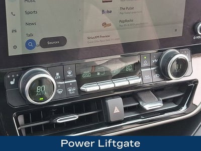 2023 Toyota Highlander Hybrid XLE Bronze