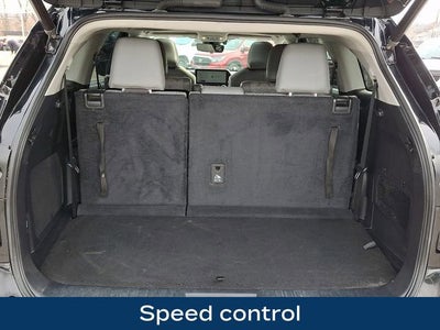 2023 Toyota Highlander Hybrid XLE Bronze