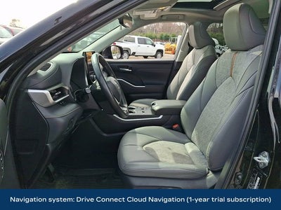 2023 Toyota Highlander Hybrid XLE Bronze