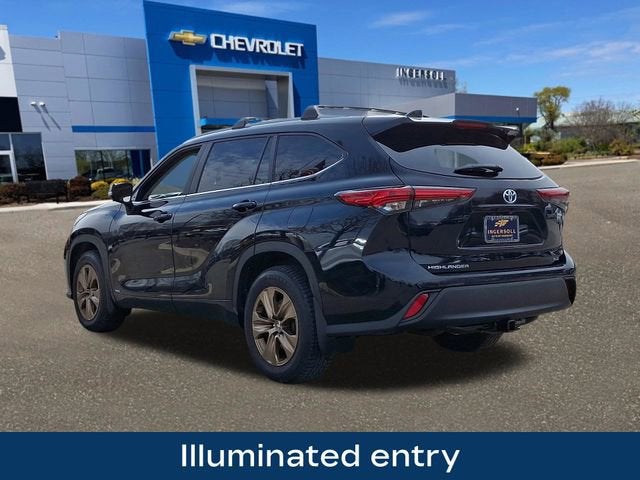 2023 Toyota Highlander Hybrid XLE Bronze