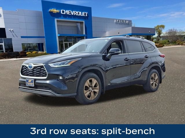 2023 Toyota Highlander Hybrid XLE Bronze