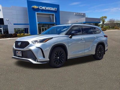 2023 Toyota Highlander XSE
