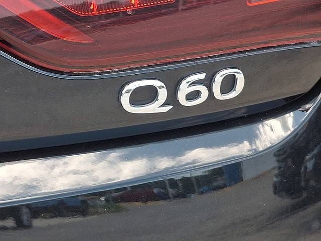 2021 INFINITI Q60 LUXE AWD