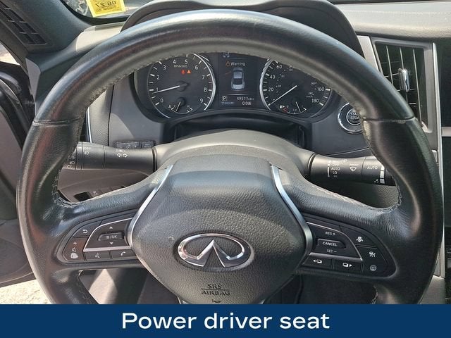 2021 INFINITI Q60 LUXE AWD
