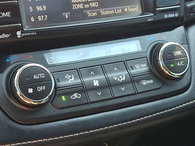 2017 Toyota RAV4 Hybrid XLE