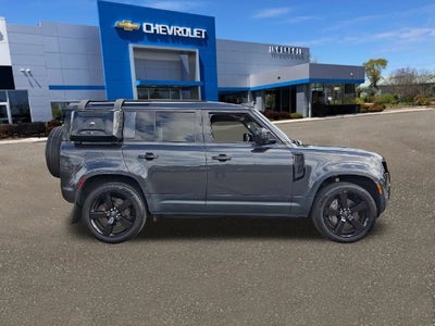 2022 Land Rover Defender 110 S