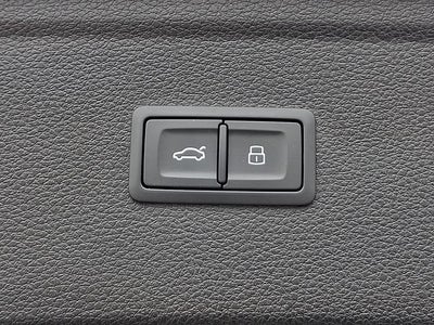 2025 Audi SQ5 Premium Plus TFSI quattro Tiptronic