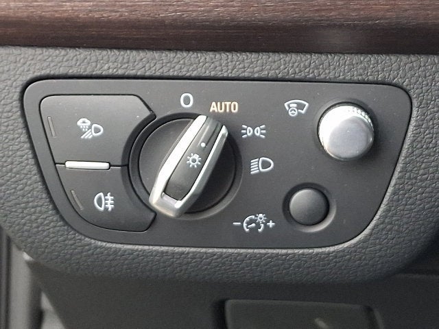 2023 Audi Q5 Prestige 40 TFSI quattro S tronic
