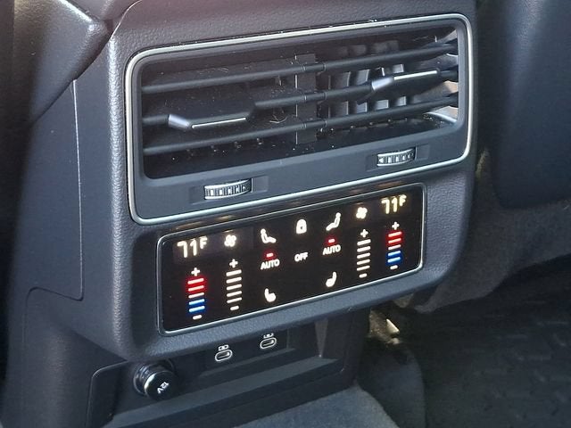 2022 Audi Q7 Premium Plus 45 TFSI quattro Tiptronic