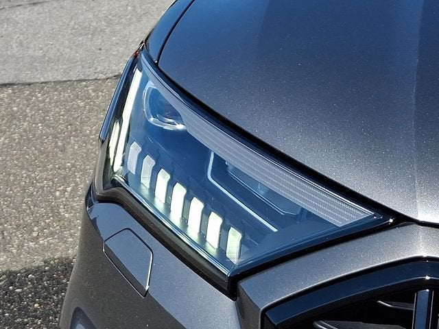 2022 Audi Q7 Premium Plus 45 TFSI quattro Tiptronic