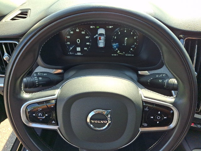 2022 Volvo V60 Cross Country T5