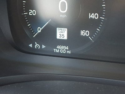 2022 Volvo V60 Cross Country T5
