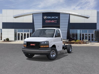 2026 GMC Savana Cutaway 3500 1WT