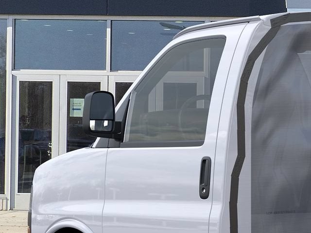 2026 GMC Savana Cutaway 3500 1WT