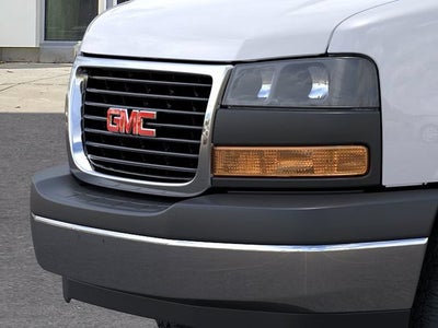 2026 GMC Savana Cutaway 3500 1WT