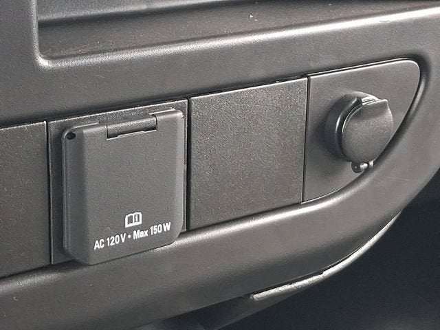 2026 GMC Savana Cutaway 3500 1WT