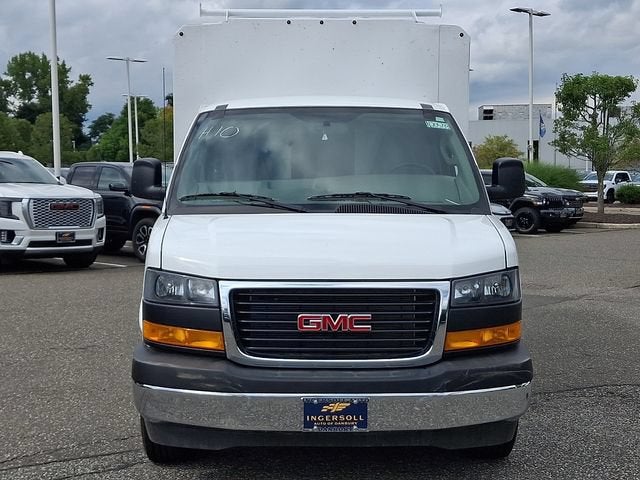 2026 GMC Savana Cutaway 3500 1WT