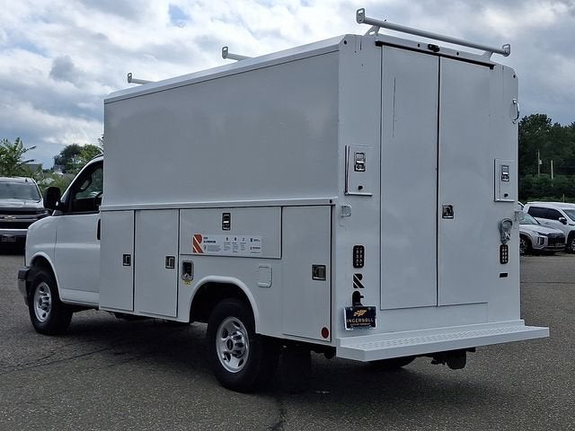 2026 GMC Savana Cutaway 3500 1WT