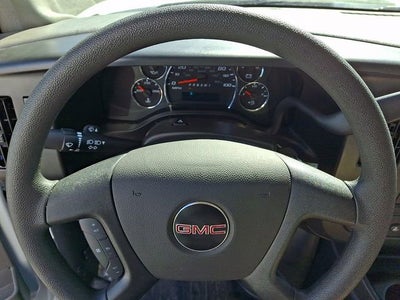 2025 GMC Savana Cutaway 3500 1WT