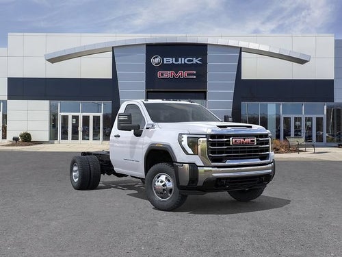 2026 GMC Sierra 3500 HD Chassis Cab Pro
