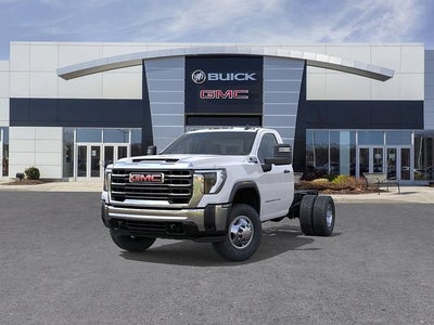 2026 GMC Sierra 3500 HD Chassis Cab Pro