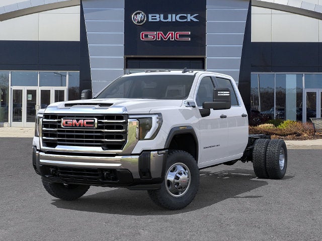 2026 GMC Sierra 3500 HD Chassis Cab Pro