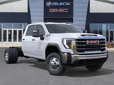 2026 GMC Sierra 3500 HD Chassis Cab Pro