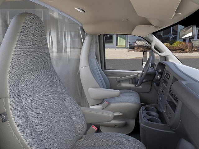 2026 GMC Savana Cutaway 3500 1WT
